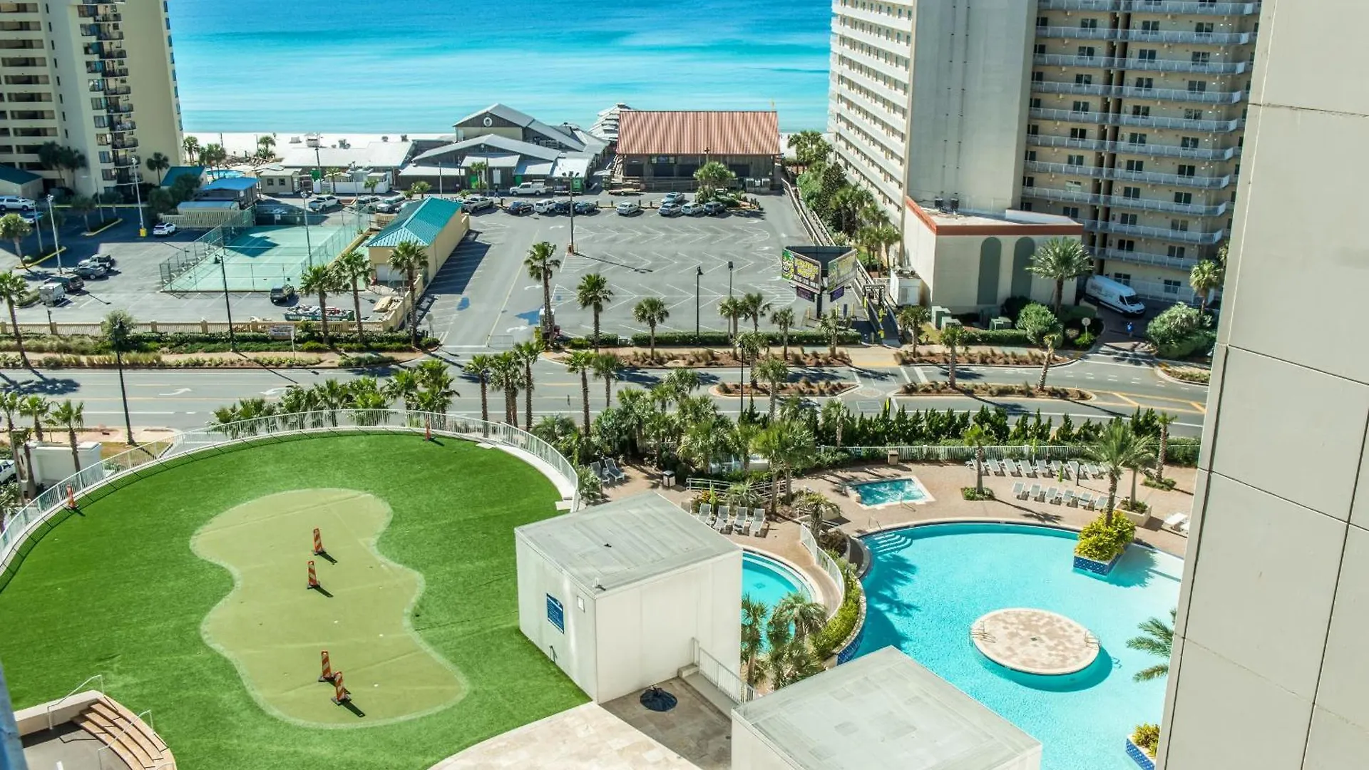 Laketown Wharf 1523 By Emerald Coast Retreats Panama City Beach Apartment