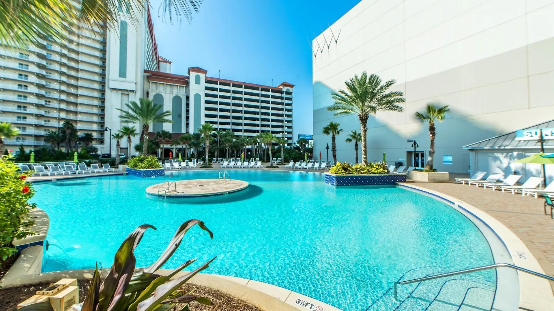 Laketown Wharf 1523 By Emerald Coast Retreats Panama City Beach 0*,