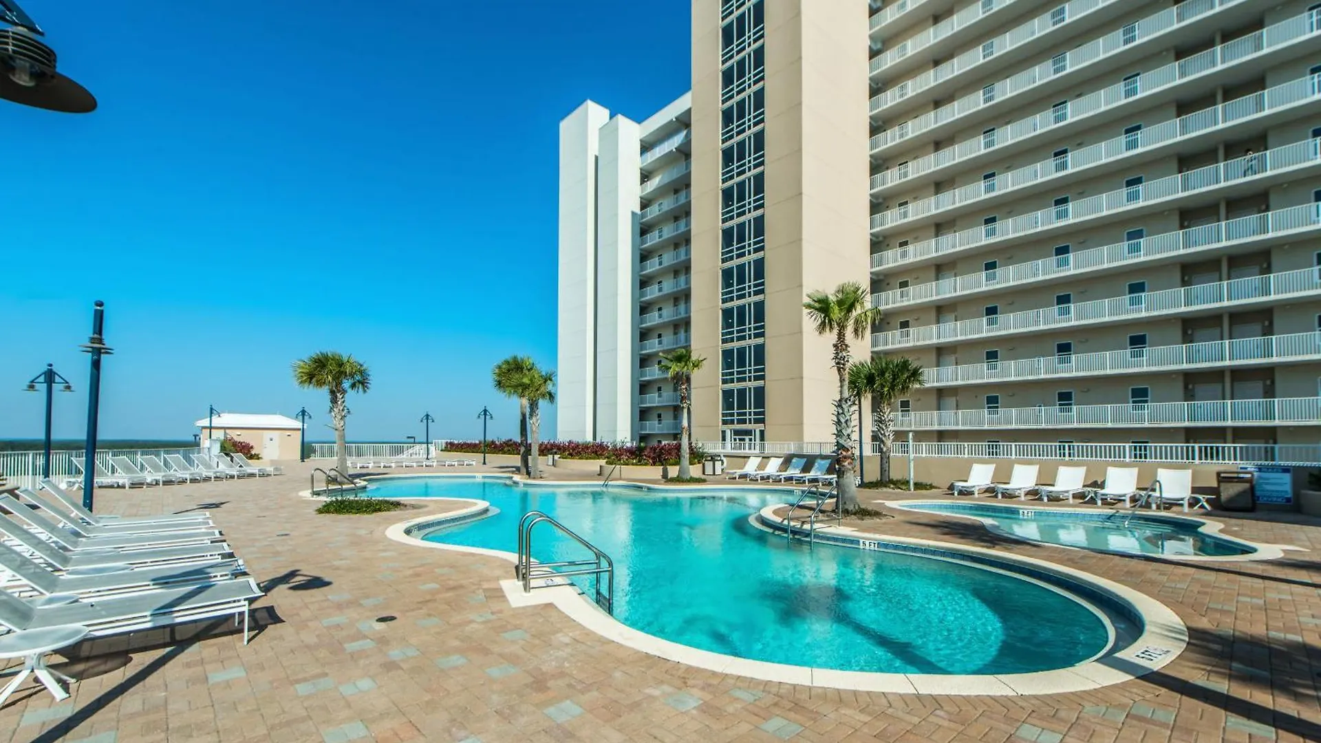 Laketown Wharf 1523 By Emerald Coast Retreats Panama City Beach Apartment