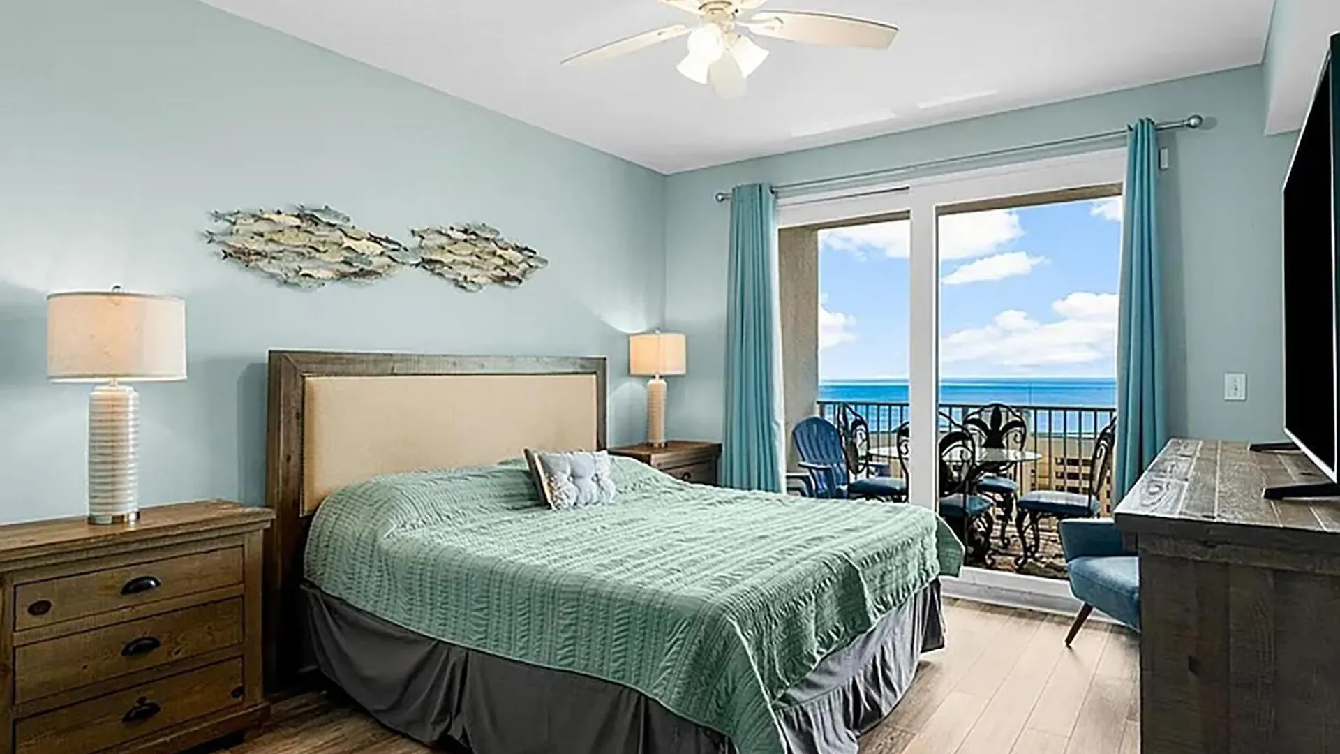 Laketown Wharf 1523 By Emerald Coast Retreats Panama City Beach 0*,  United States