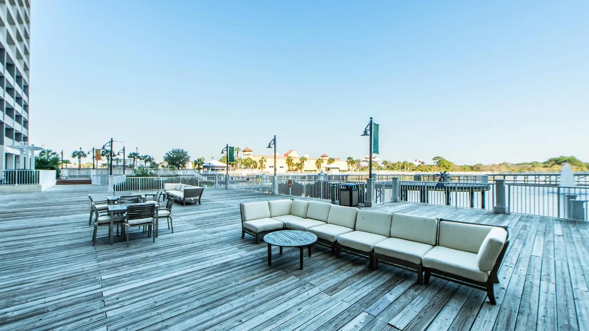 Laketown Wharf 1523 By Emerald Coast Retreats Panama City Beach United States
